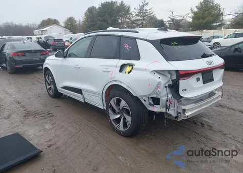 2025 Audi Q6 E-Tron Premium Plus Quattro z USA, uszkodzony, nr VIN WA124BGF8SA015856